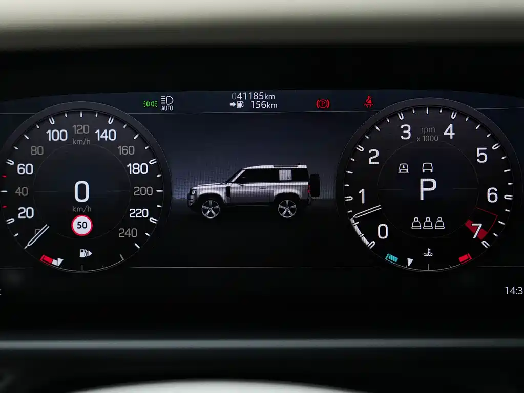 Land Rover Defender 2021 — фото 21