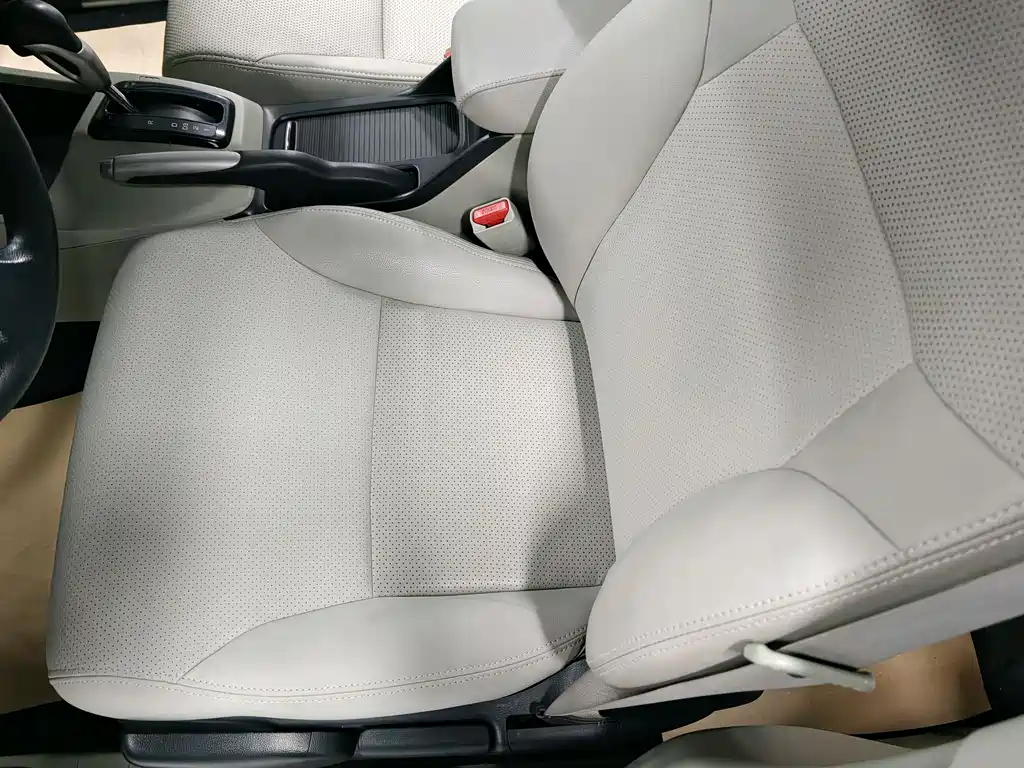 Honda Civic 2016 — фото 12
