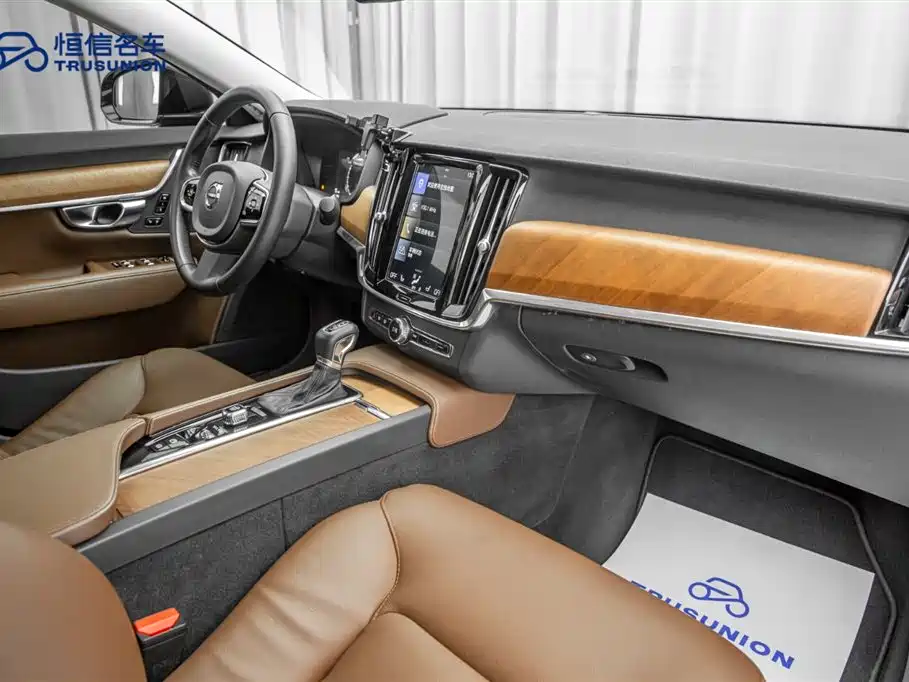 Volvo S90 2019 — фото 14