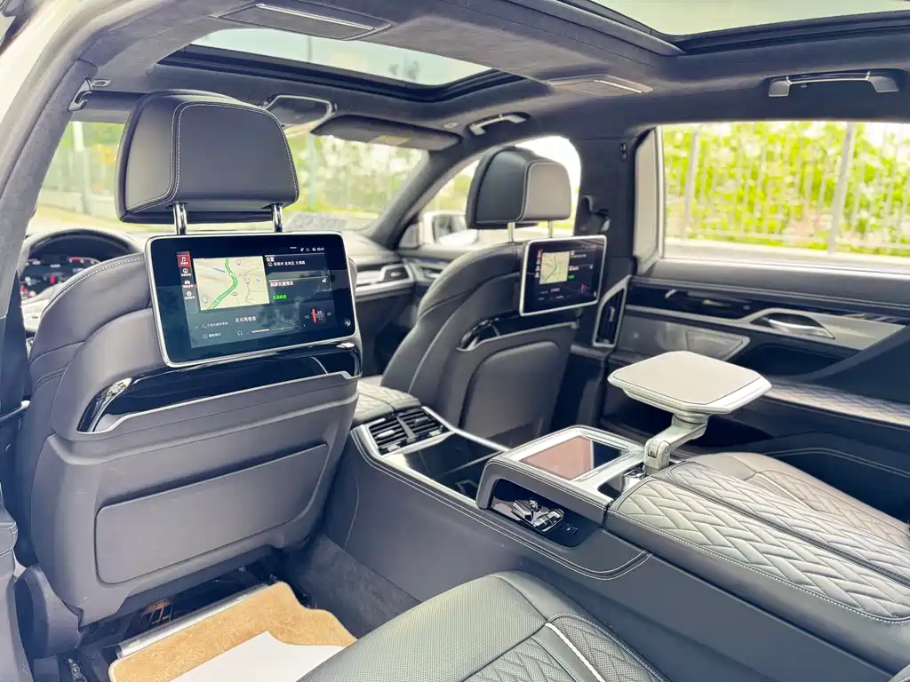 BMW 7 Series 2022 — фото 14