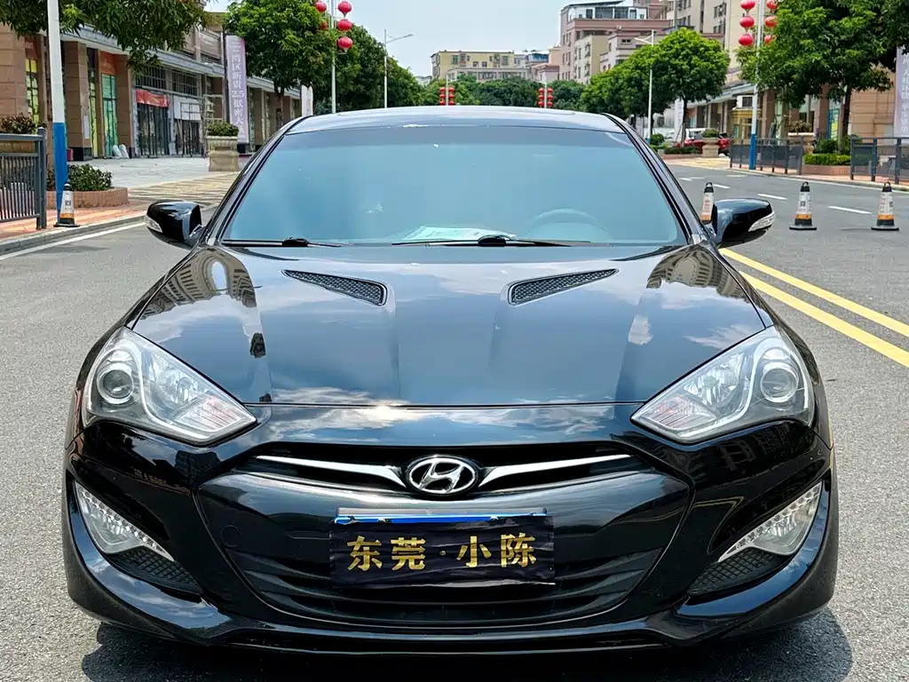 Hyundai Genesis Coupe 2013 — фото 2