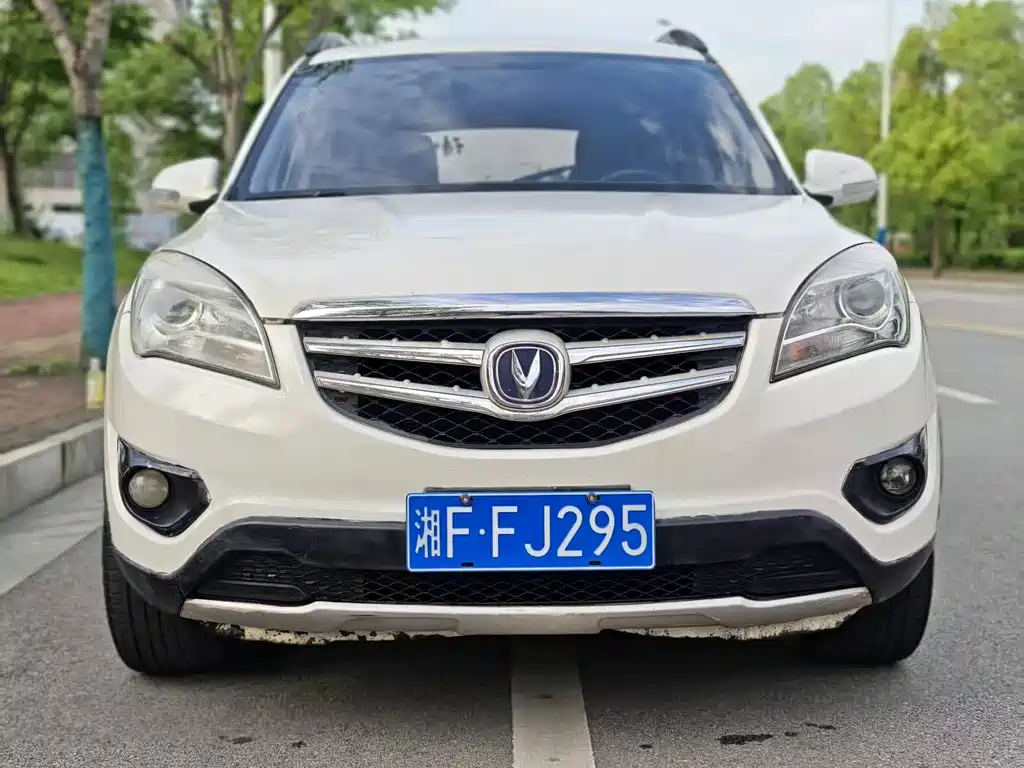 Changan CS35 2015 — фото 2