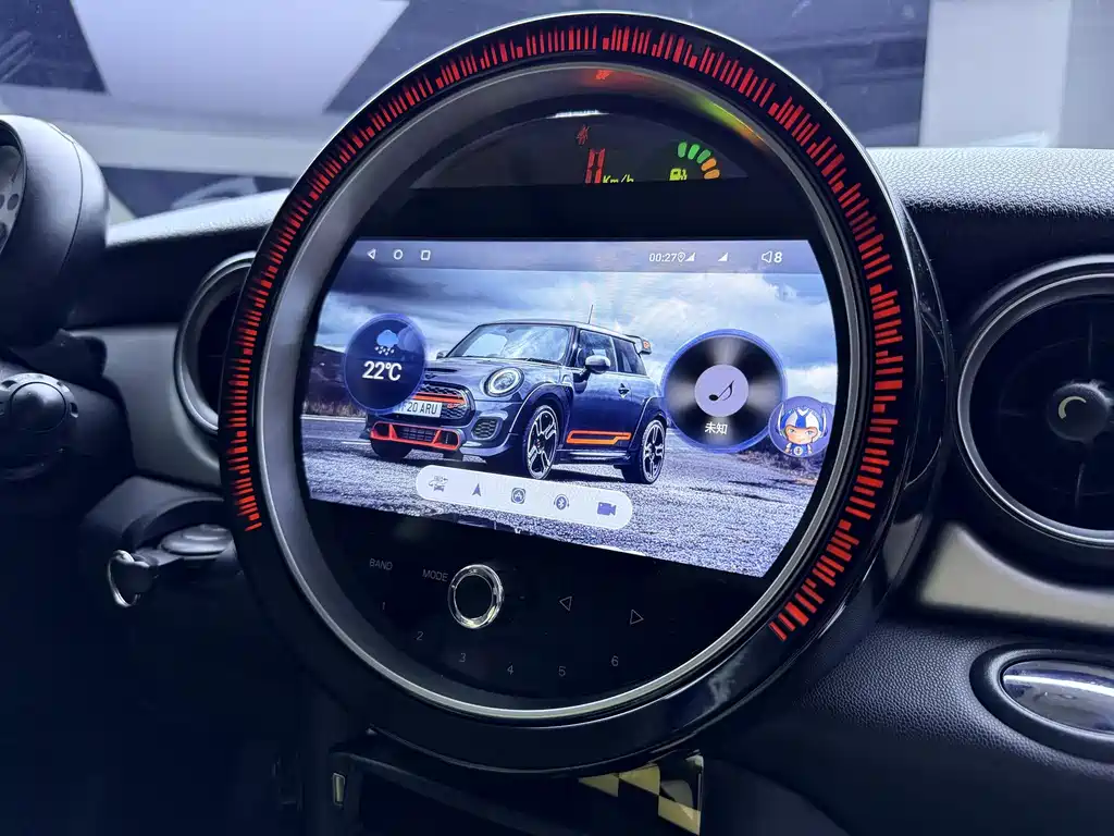 MINI Clubman 2014 — фото 15