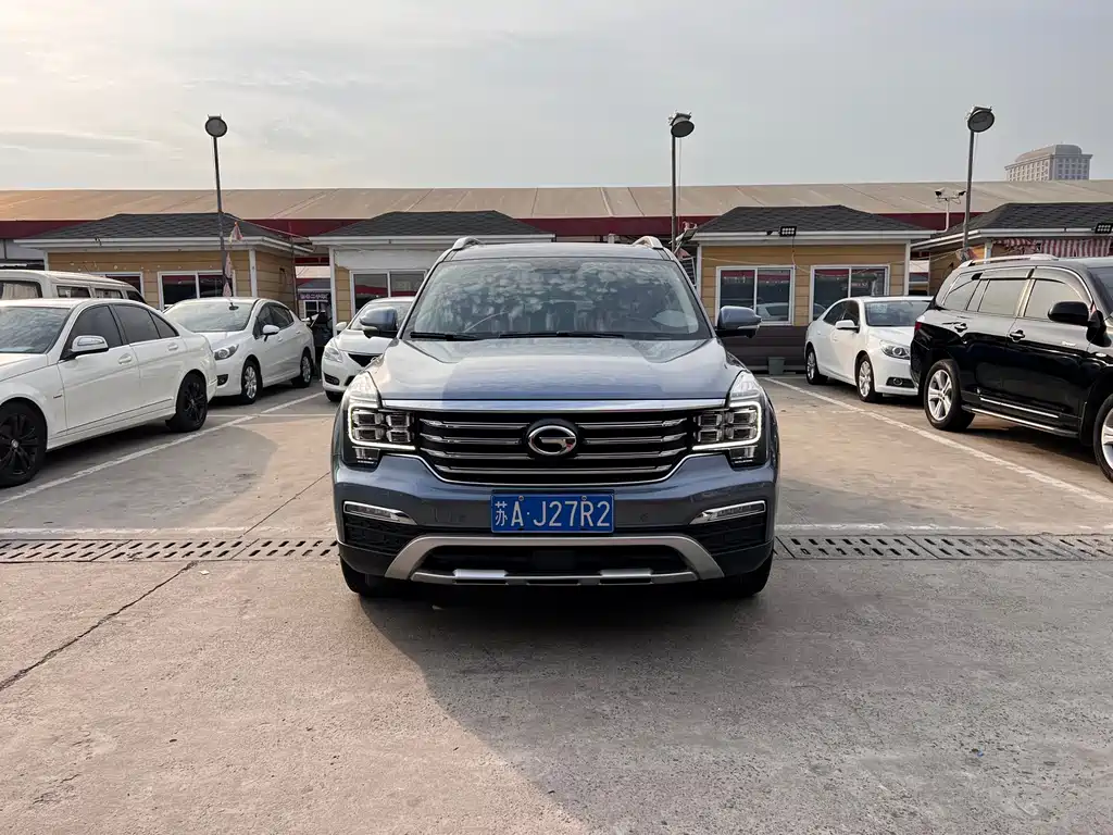 GAC Motor Trumpchi GS8 2017 — фото 1