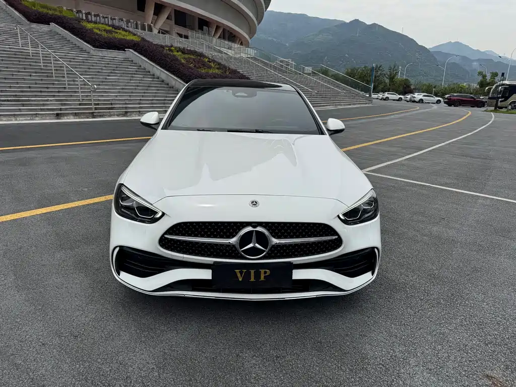 Mercedes-Benz C-Class 2023 — фото 2