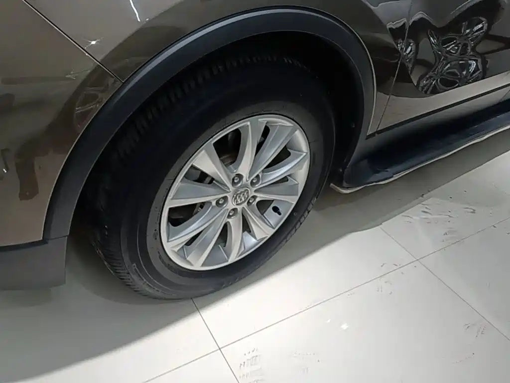 Buick Envision Plus 2016 — фото 23