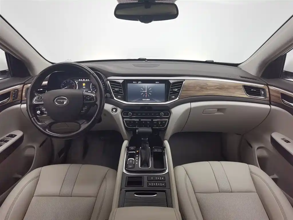 GAC Motor Trumpchi GS8 2017