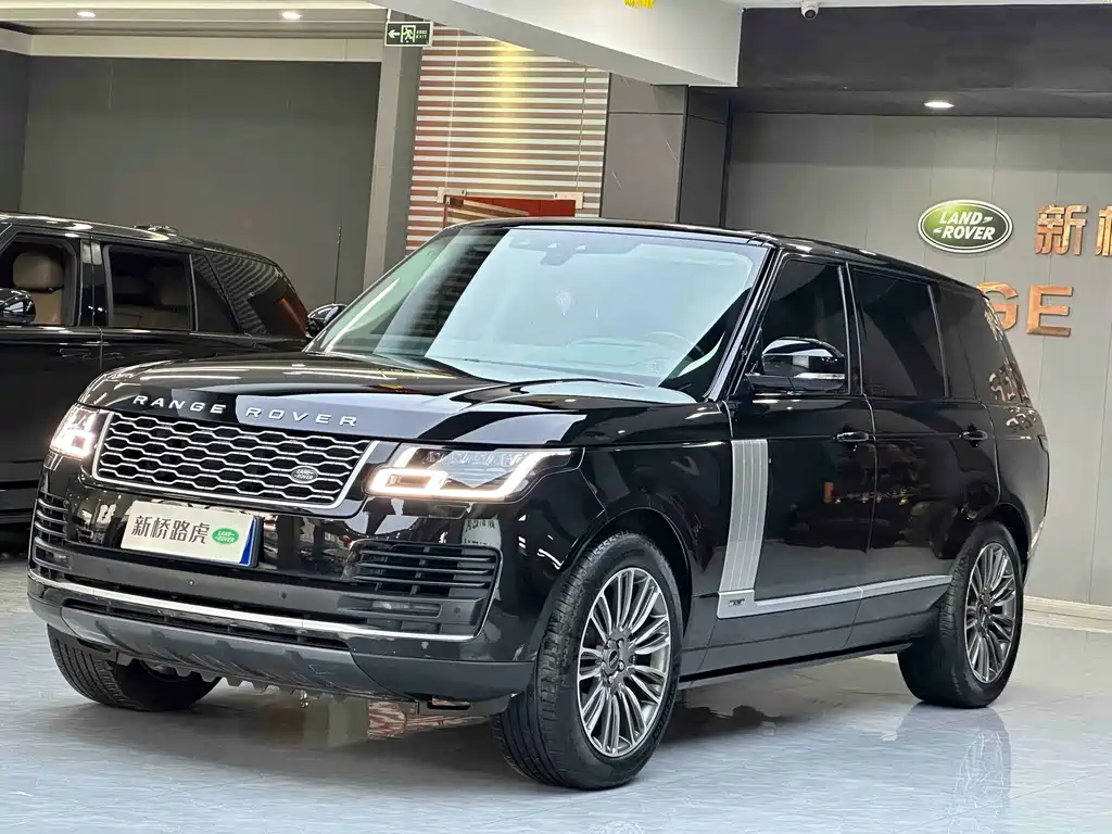 Land Rover Range Rover 2020 — фото 1
