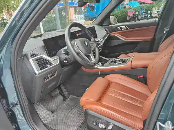BMW X7 2023