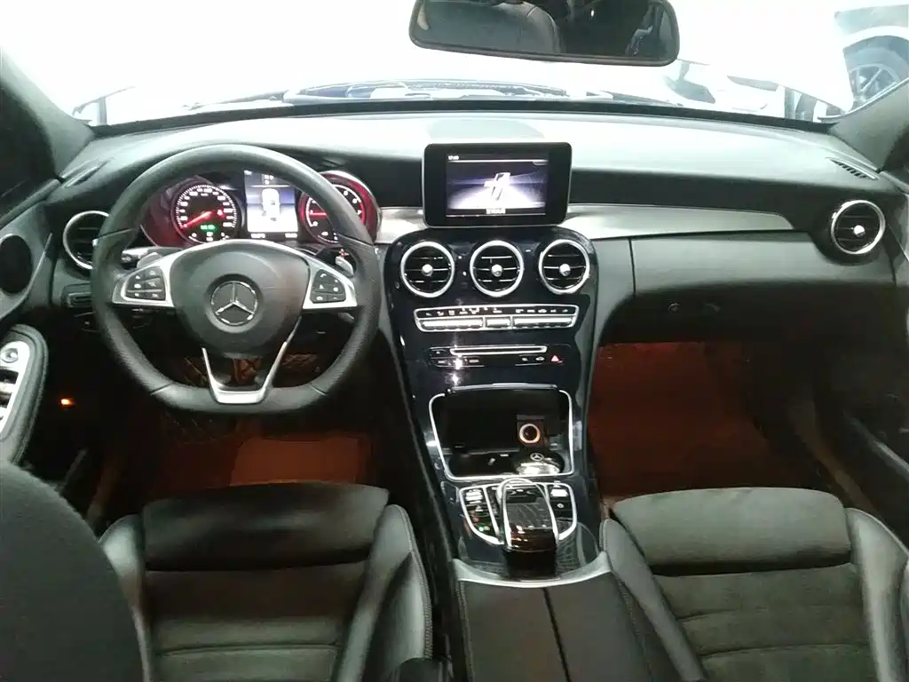 Mercedes-Benz C-Class 2018 — фото 6