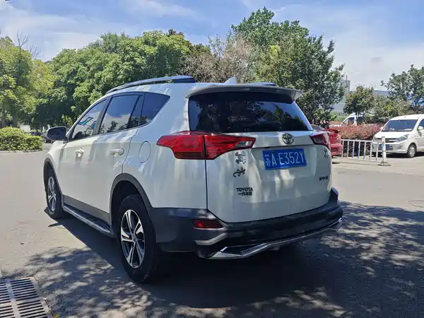 Toyota RAV4 2016