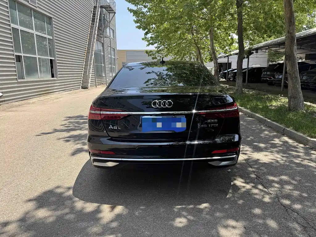Audi A6L 2024