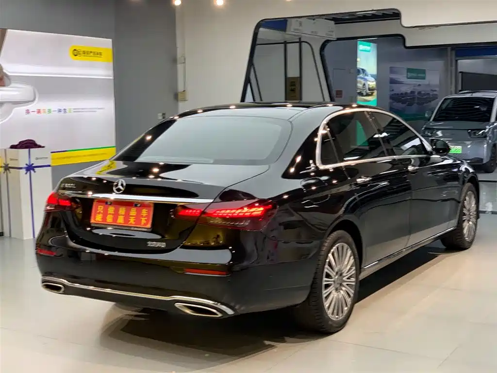 Mercedes-Benz E-Class 2024