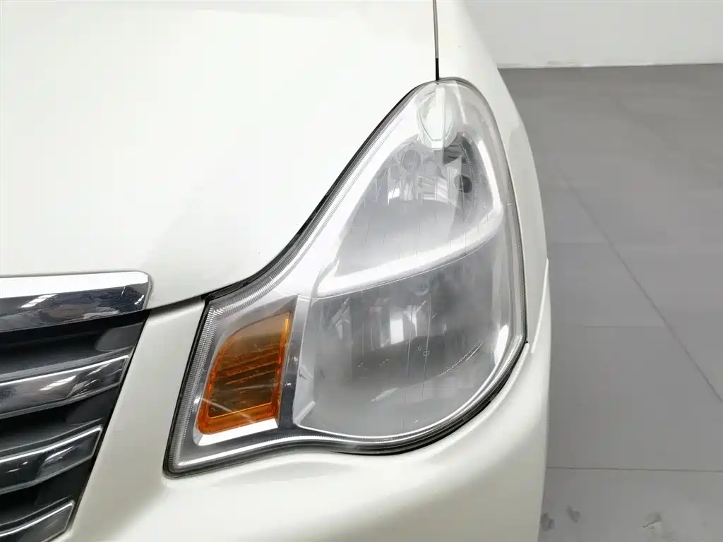 Nissan Sylphy 2015 — фото 7