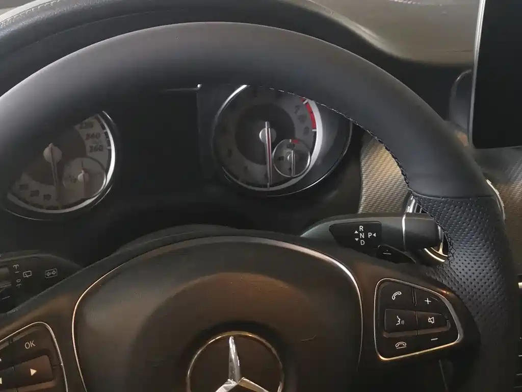 Mercedes-Benz GLA 2017 — фото 13