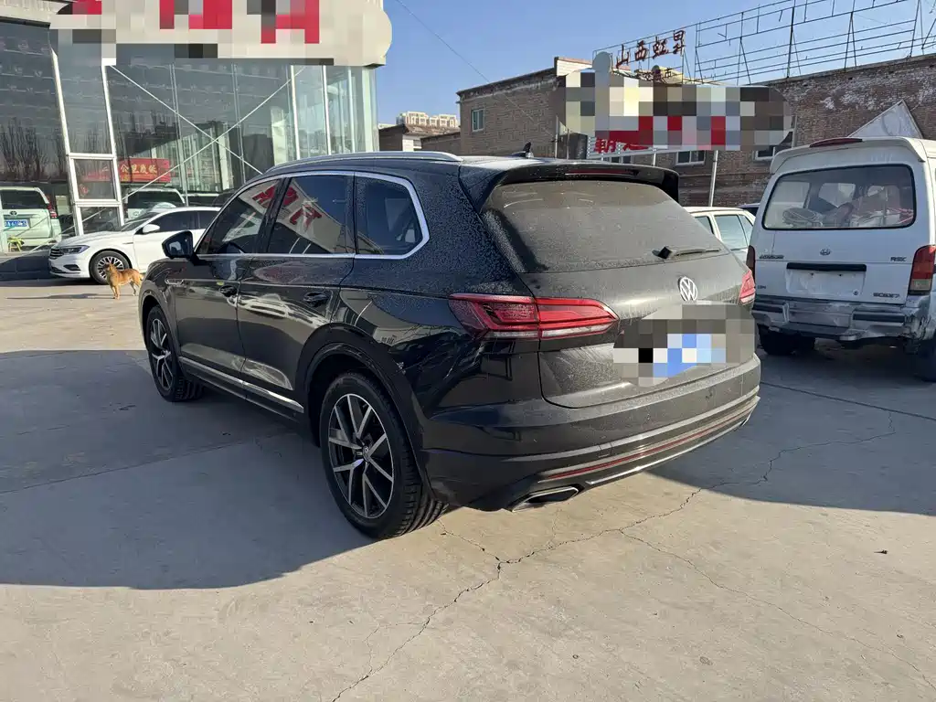 Volkswagen Touareg 2019 — фото 6