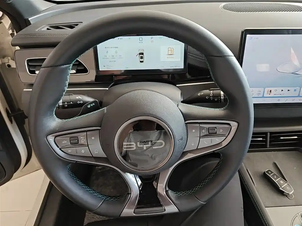 BYD Seal 06 2025 — фото 11