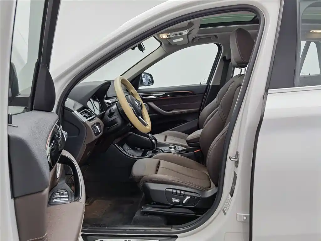 BMW X1 2021 — фото 10