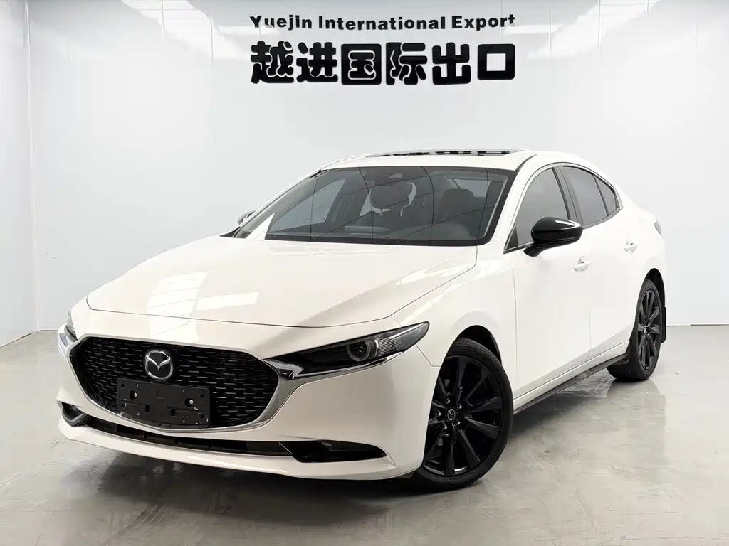 Mazda 3 Axela 2023 — фото 1