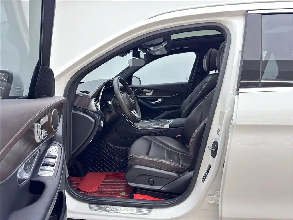 Mercedes-Benz GLC 2021 — фото 12