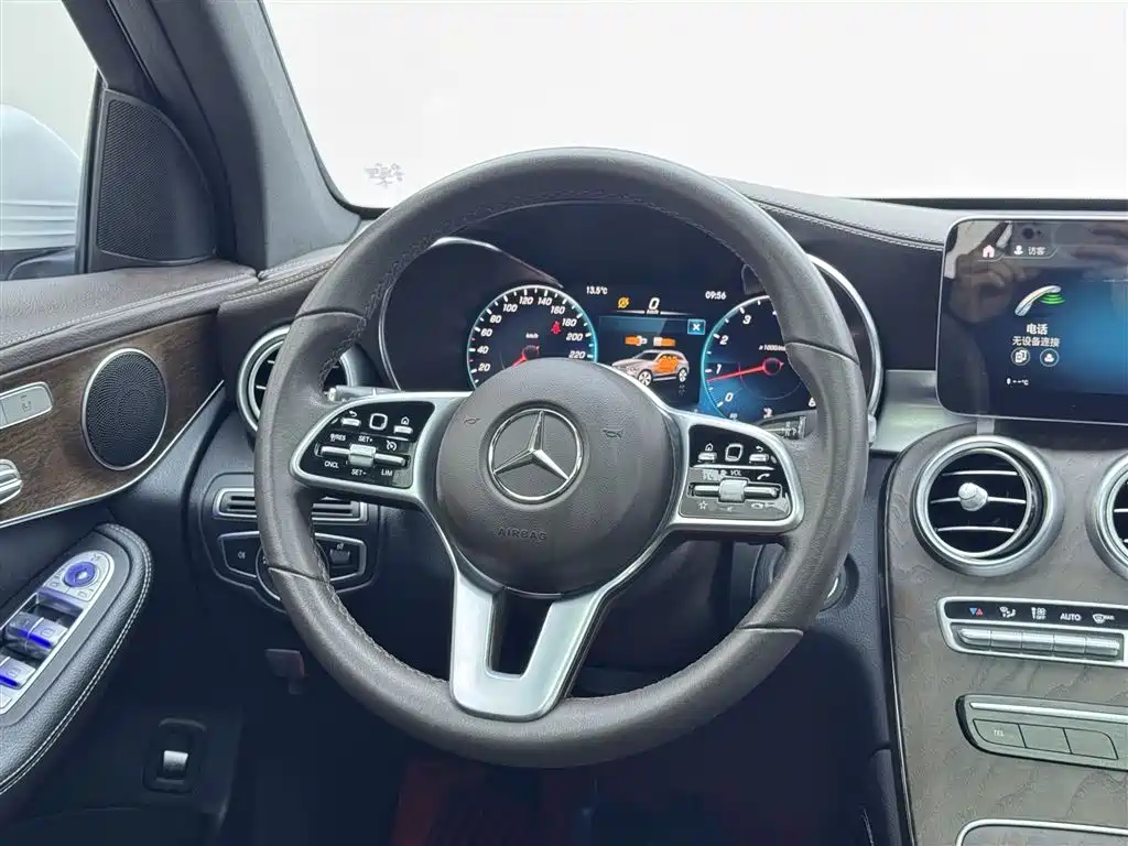 Mercedes-Benz GLC 2021 — фото 13
