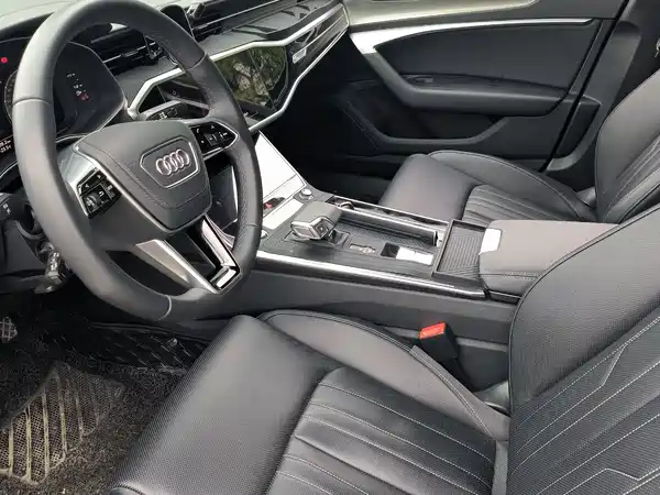 Audi A6L 2025