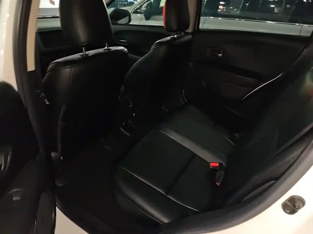 Honda Vezel 2021 — фото 16