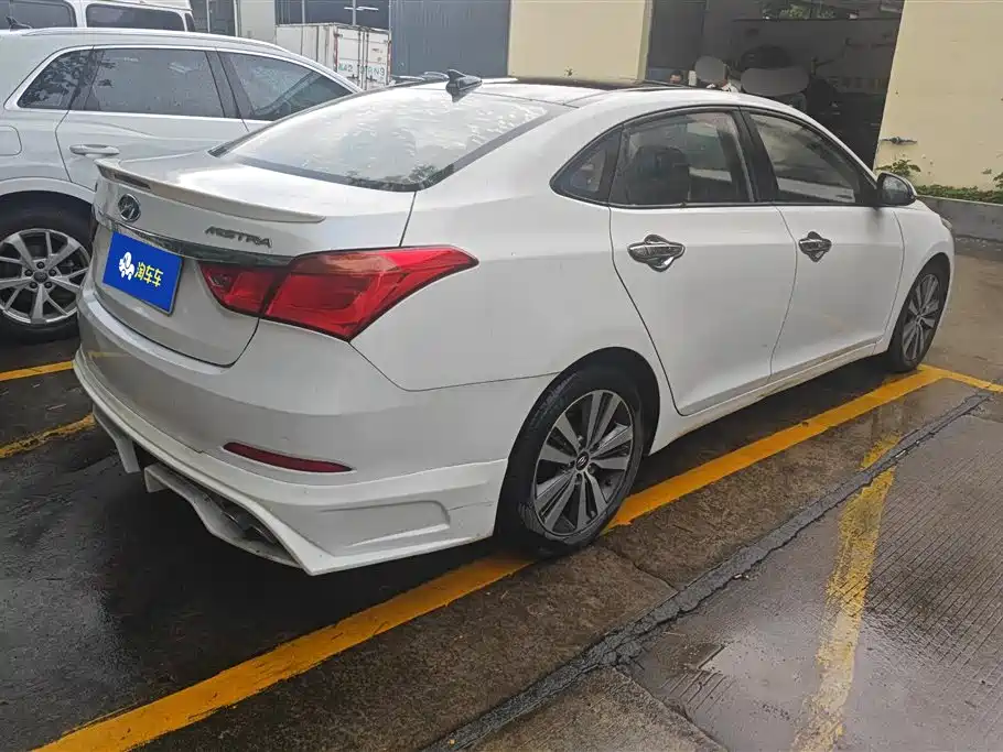 Hyundai Mistra 2017 — фото 3