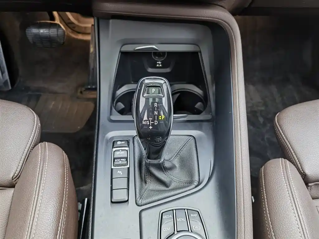 BMW X1 2022 — фото 13