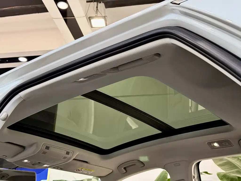 Volkswagen T-Roc 2022 — фото 12