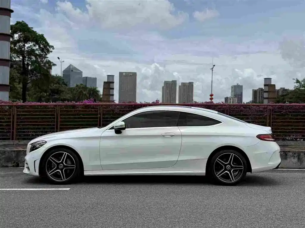 Mercedes-Benz C-Class 2019