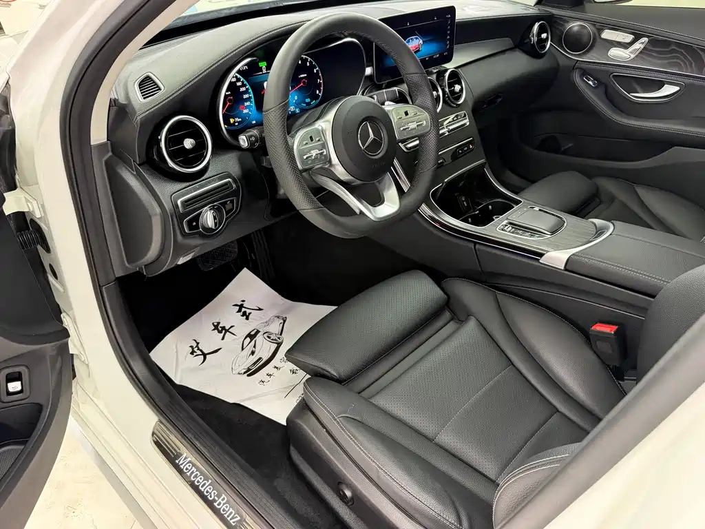 Mercedes-Benz C-Class 2020 — фото 14