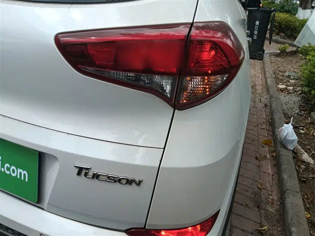 Hyundai Tucson 2017 — фото 8