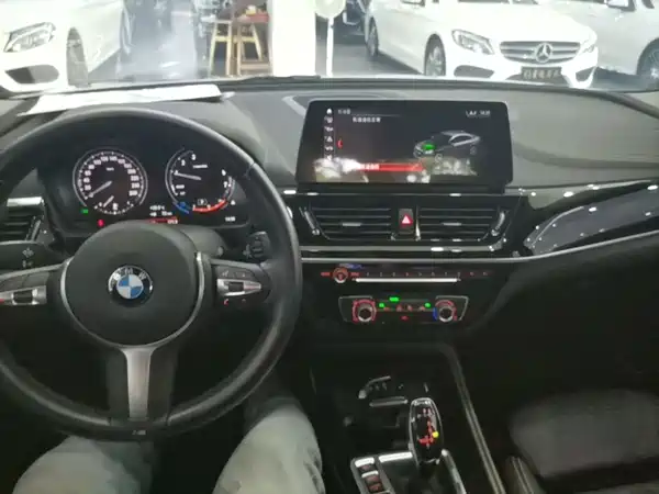 BMW 1 Series 2023