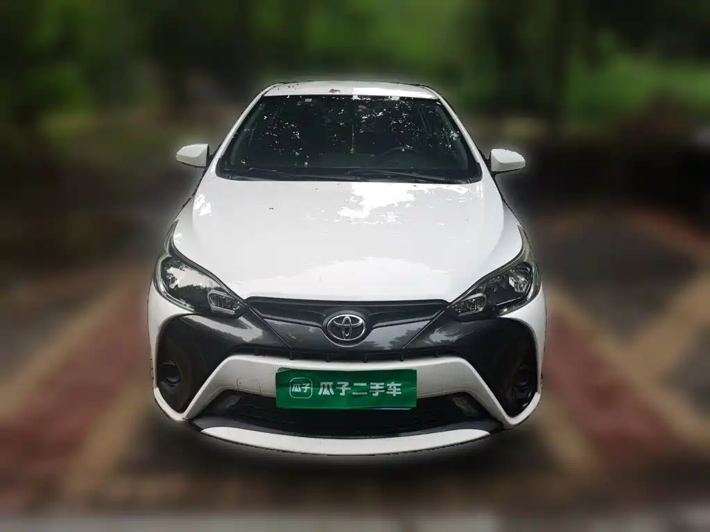 Toyota Yaris L 2017