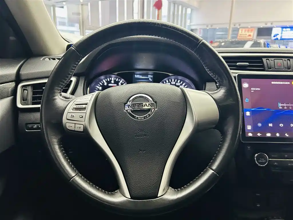 Nissan X-Trail 2017 — фото 15