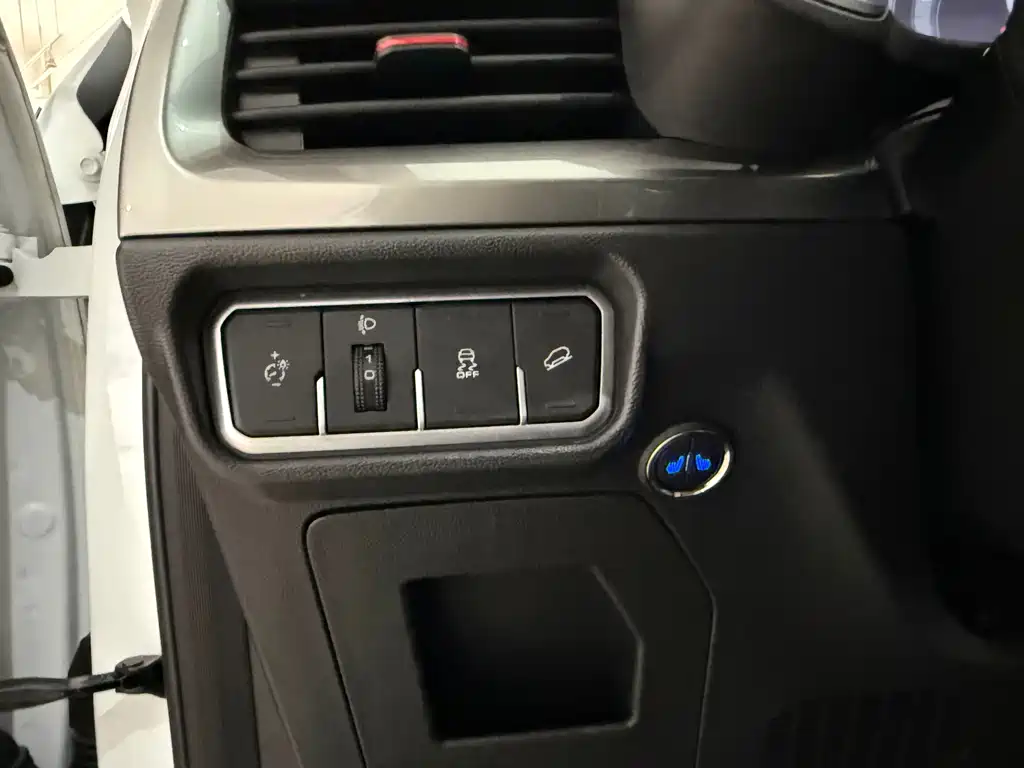 Haval H6 2023 — фото 15