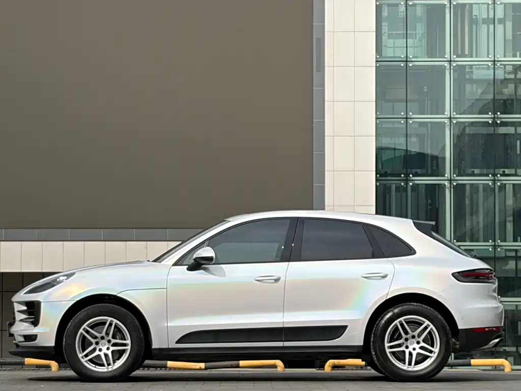 Porsche Macan 2020 — фото 7