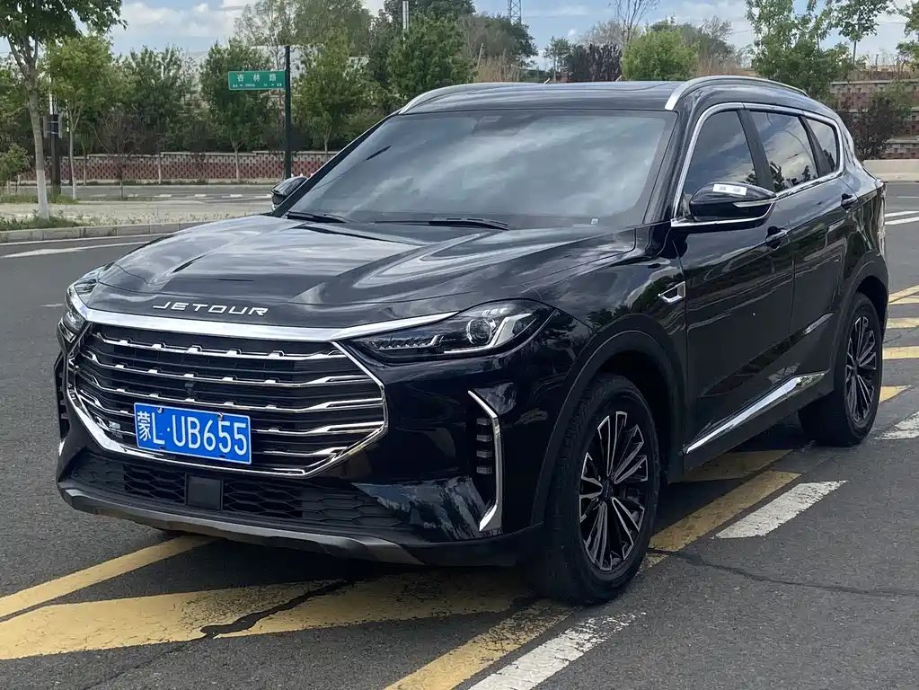 Jetour X70 PLUS 2022 — фото 1