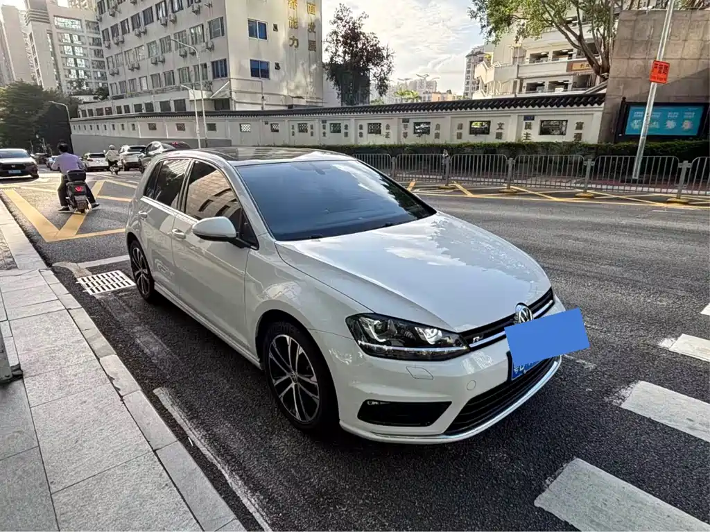 Volkswagen Golf 2016