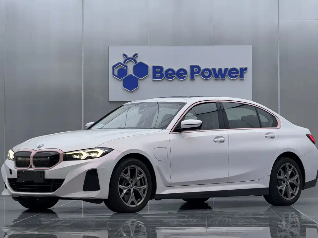 BMW i3 2024