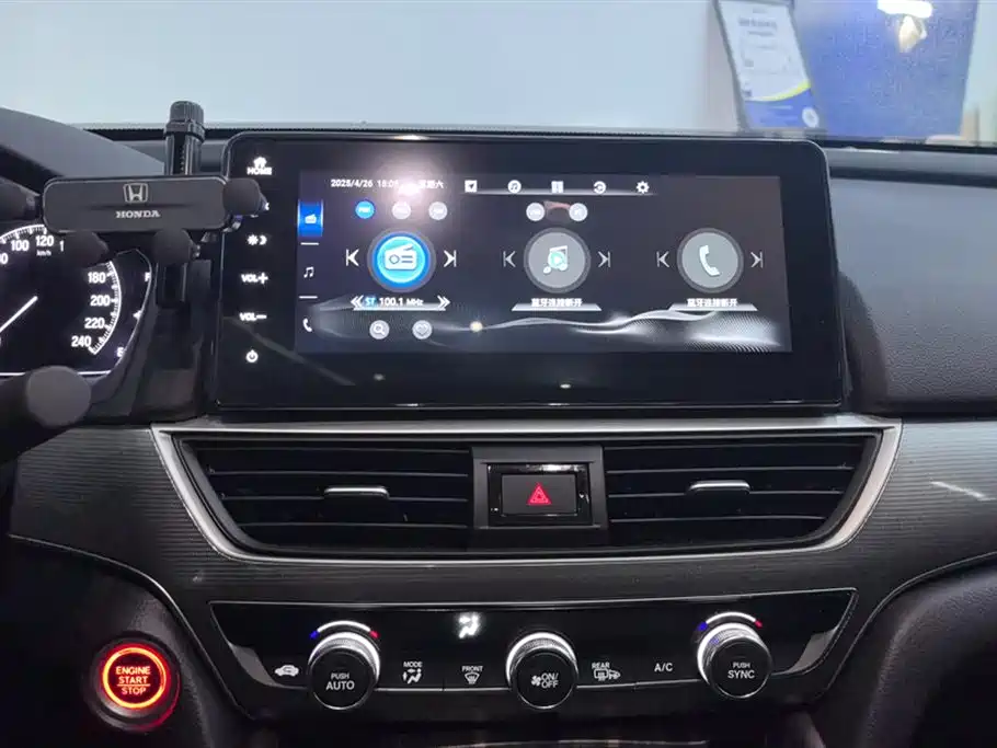 Honda Accord 2022 — фото 13