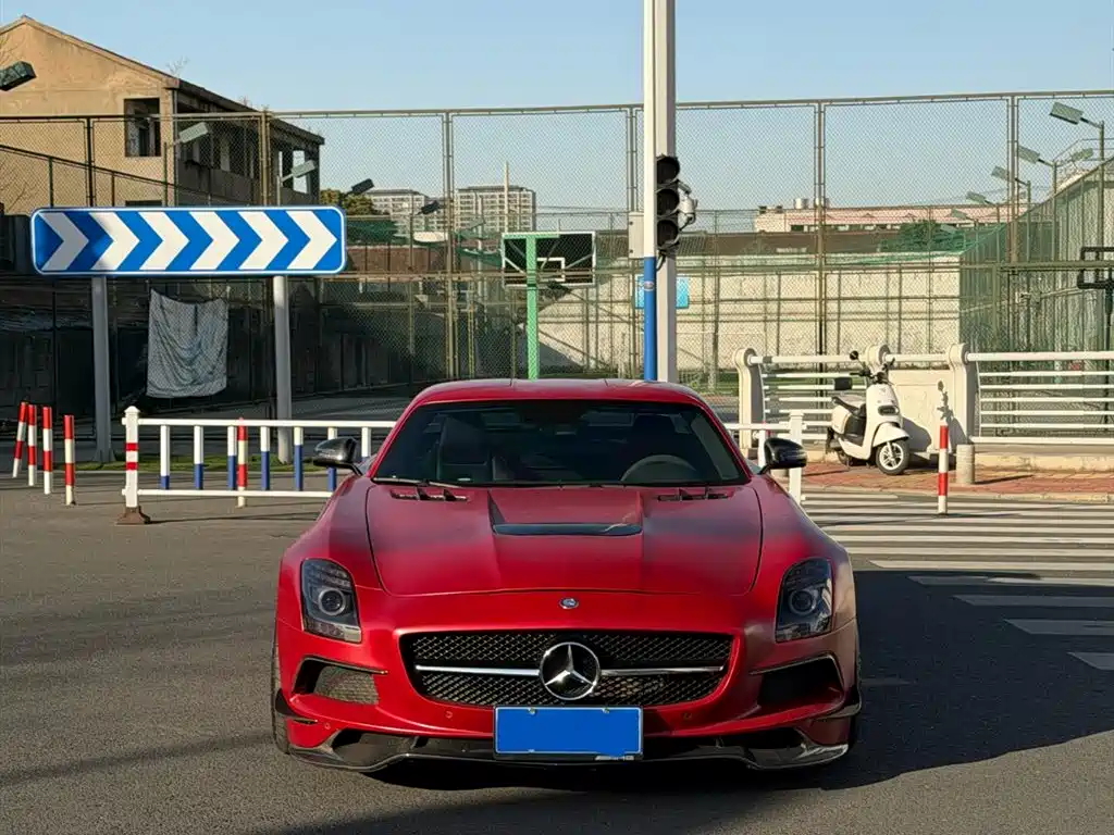 Mercedes-Benz SLS AMG 2012 — фото 2