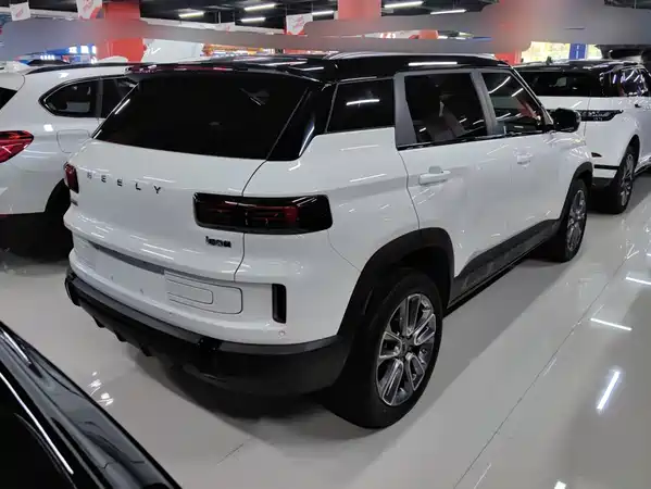 Geely ICON 2025