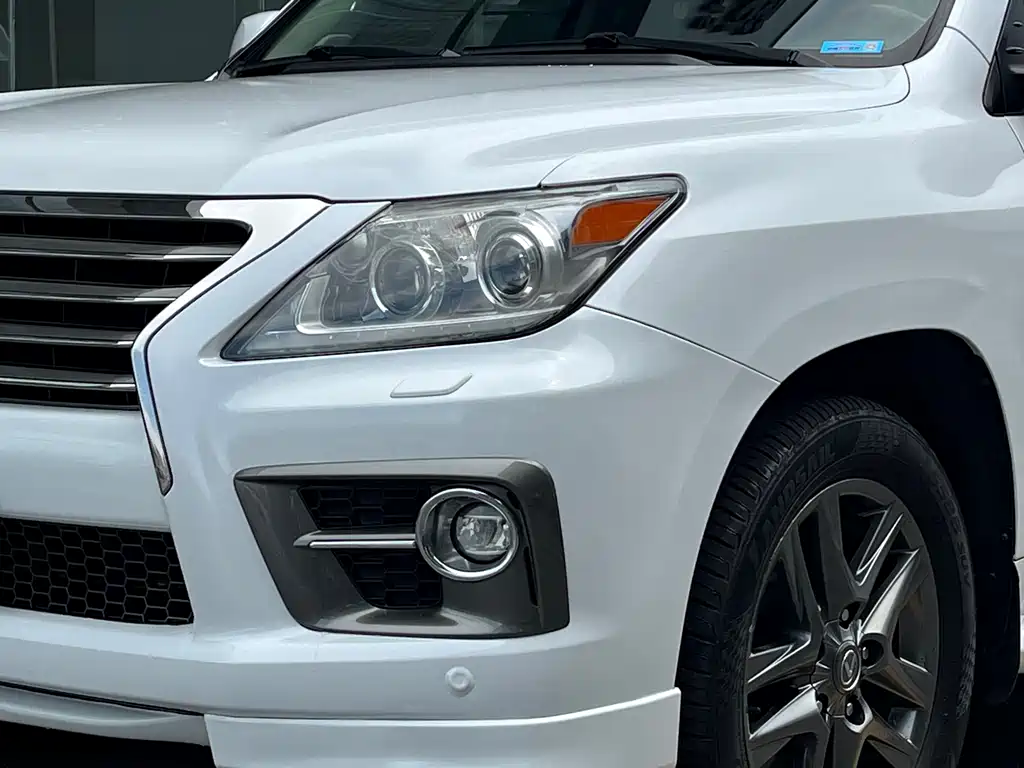 Lexus LX 2015 — фото 18