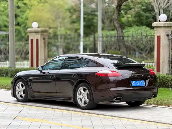 Porsche Panamera 2013