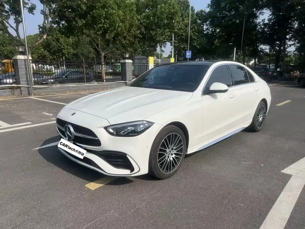 Mercedes-Benz C-Class 2025 — фото 2