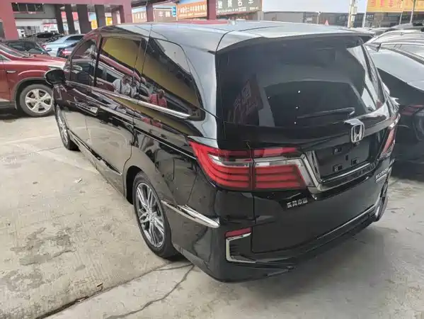 Honda Elysion 2021