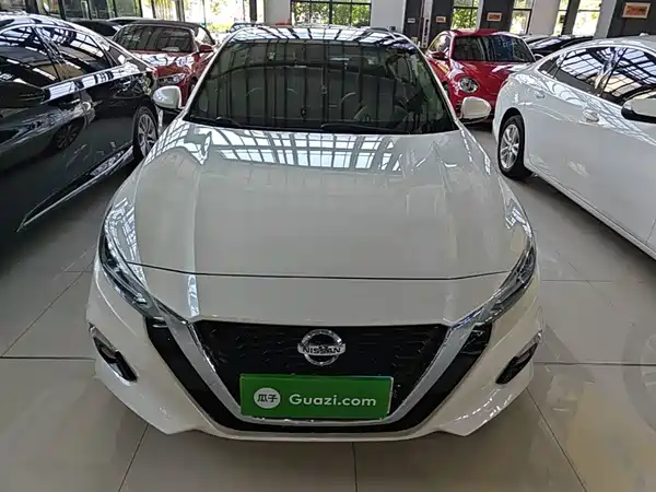 Nissan Teana 2021
