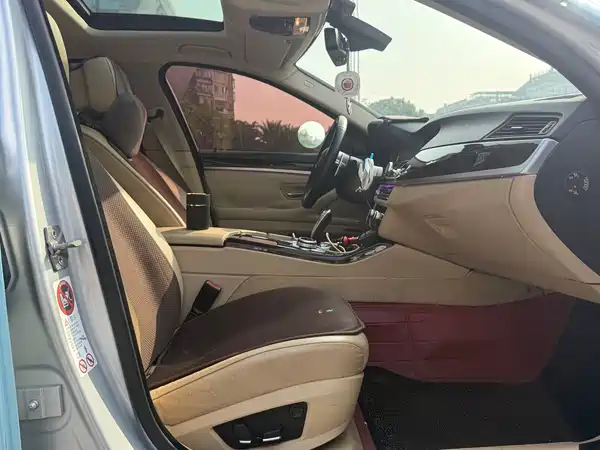 BMW 5 Series 2011